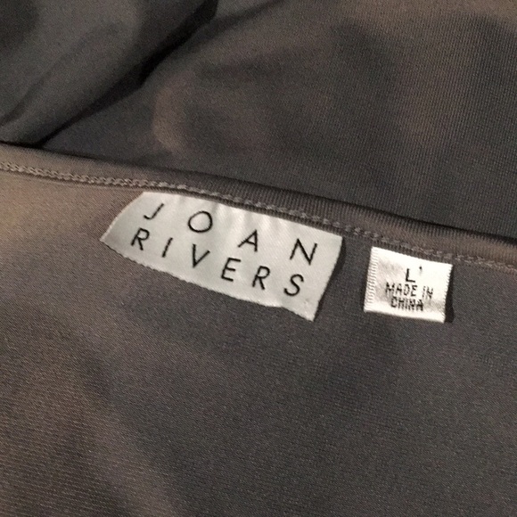 Joan Rivers sequin trim  front pocket Tunic top. Size Large - Picture 3 of 5